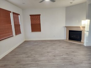 1168 Pimento Dr in Brentwood, CA - Building Photo - Building Photo
