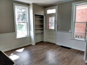 1610 Philadelphia Ave in Chambersburg, PA - Building Photo - Building Photo