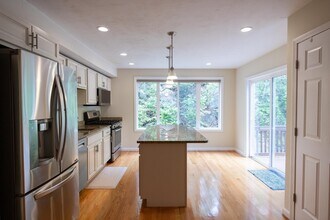417 America Blvd in Ashland, MA - Building Photo - Building Photo