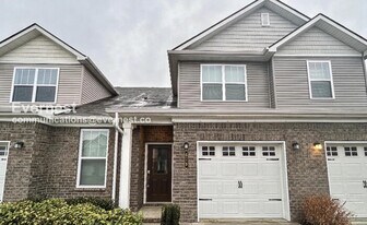 679 Birdie Dr in Spring Hill, TN - Building Photo