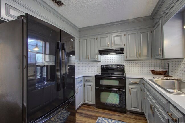 3516 Skyline Blvd in Texarkana, TX - Building Photo - Building Photo