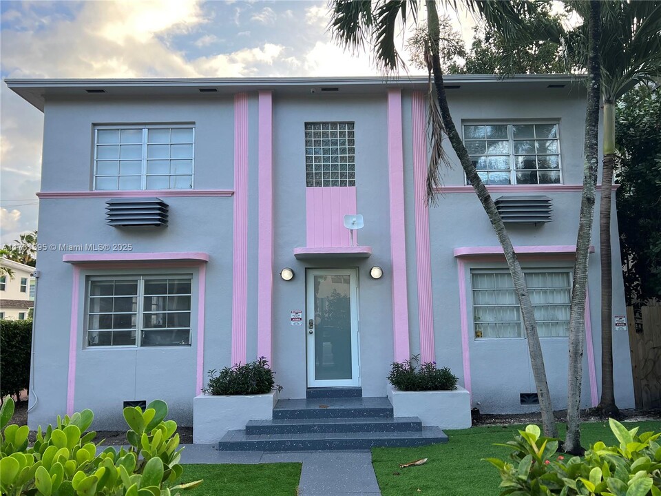 940 8th St in Miami Beach, FL - Foto de edificio