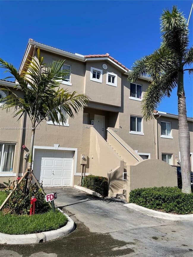 property at 154 Riviera Cir