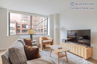 255 W 94th St in New York, NY - Foto de edificio - Building Photo