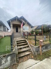 3714 E I St in Tacoma, WA - Building Photo - Building Photo