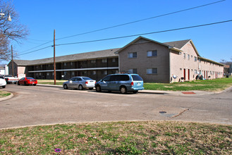 Havenhurst in Farmers Branch, TX - Building Photo - Building Photo