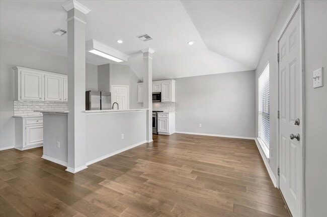 3915 Summerfield Dr in Pearland, TX - Building Photo - Building Photo