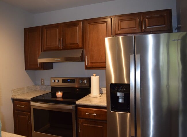 property at 140 Uwapo Rd