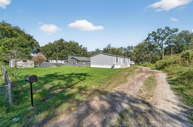 39256 Lizabeth Cir in Zephyrhills, FL - Building Photo - Building Photo