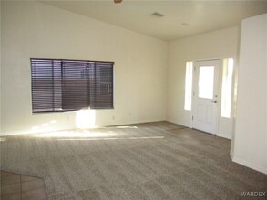 2187 Hi Jolly Dr in Bullhead City, AZ - Building Photo - Building Photo