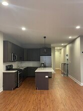 215 S Hamilton Ave in Chicago, IL - Building Photo - Building Photo