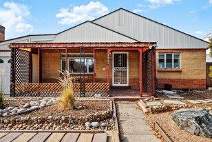 1733 Lima St in Aurora, CO - Building Photo