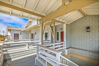 303 N F St in Oxnard, CA - Building Photo - Building Photo