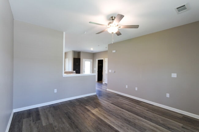 South Oak Apartments in Foley, AL - Foto de edificio - Building Photo