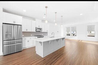 2092 Barrowcliffe Dr NW in Concord, NC - Foto de edificio - Building Photo