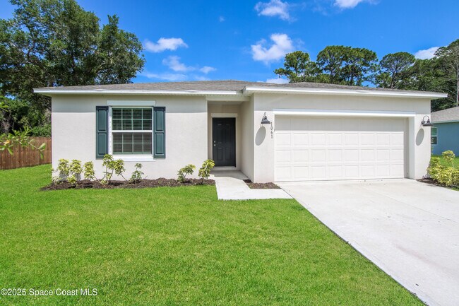 1061 Wabash Rd SE in Palm Bay, FL - Building Photo - Building Photo