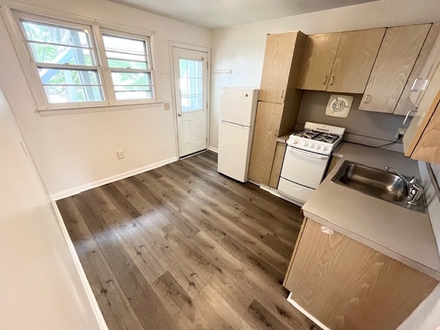 34 High St, Unit 2 in Wallingford, CT - Foto de edificio - Building Photo