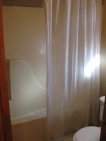 2818 W Vale St in Springfield, MO - Building Photo