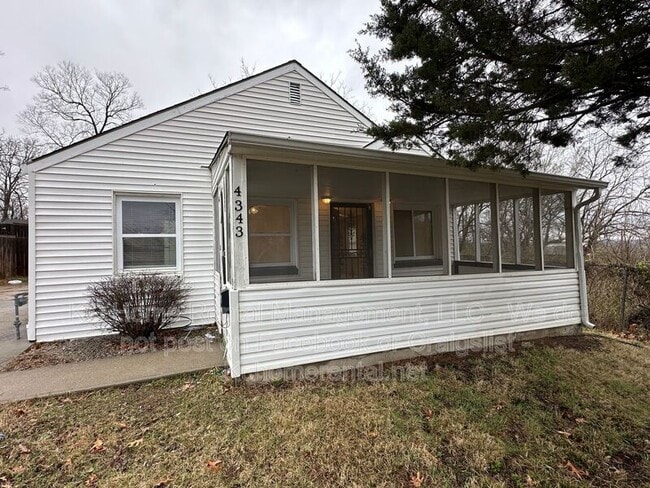 property at 4343 Myrtle Ave