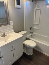 1516 Avery St in Cuyahoga Falls, OH - Building Photo - Building Photo