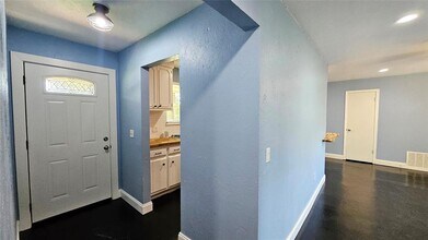 3008 E Noble Dr in Edmond, OK - Building Photo - Building Photo