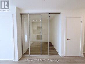 110 Broadway Ave in Toronto, ON - Building Photo - Building Photo