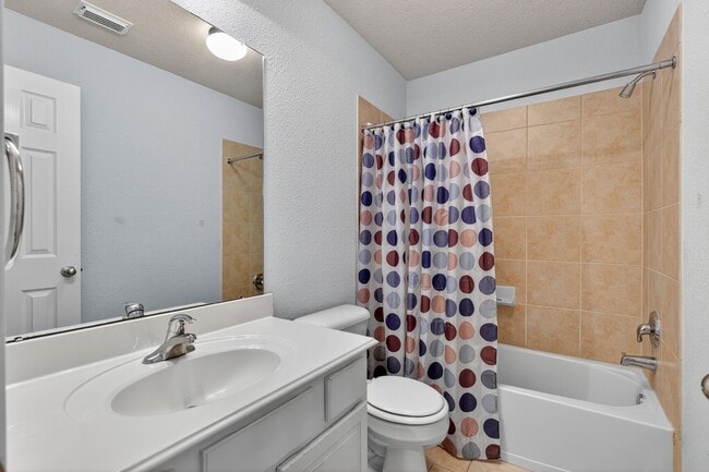 property at 26 Ebony Oaks Pl