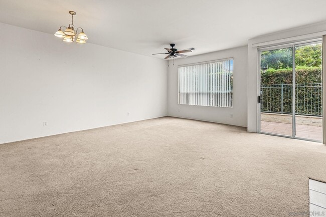 5544 Renaissance in San Diego, CA - Building Photo - Building Photo