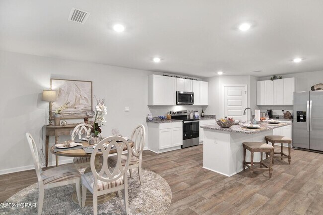 7508 Delancey St in Panama City, FL - Building Photo - Building Photo