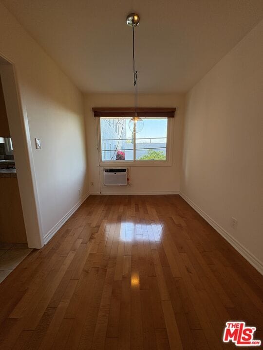 1217 N Crescent Heights Blvd in West Hollywood, CA - Building Photo - Building Photo