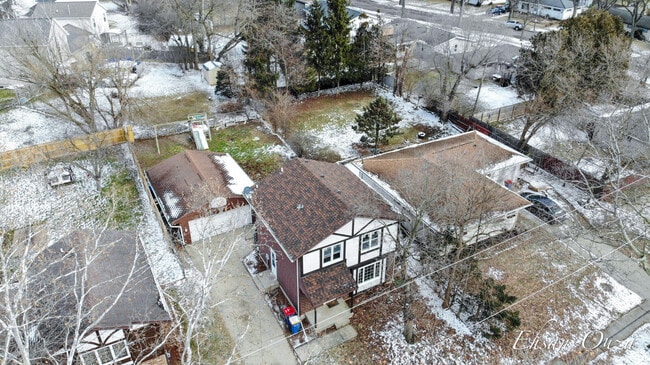 1073 Sweet St NE in Grand Rapids, MI - Building Photo - Building Photo