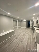 190 Kelton St, Unit B in Boston, MA - Foto de edificio - Building Photo