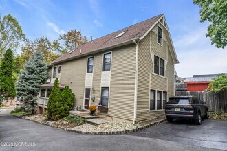 34 Phoenix Ave in Morristown, NJ - Building Photo - Building Photo