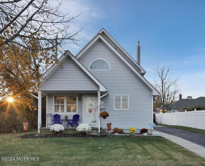 305 Baltimore Ave in Point Pleasant Beach, NJ - Building Photo