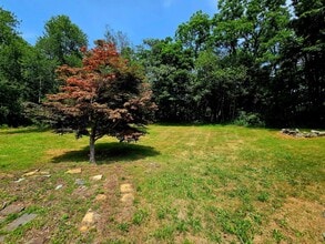 16 Ernest Ln in Mahopac, NY - Building Photo - Building Photo