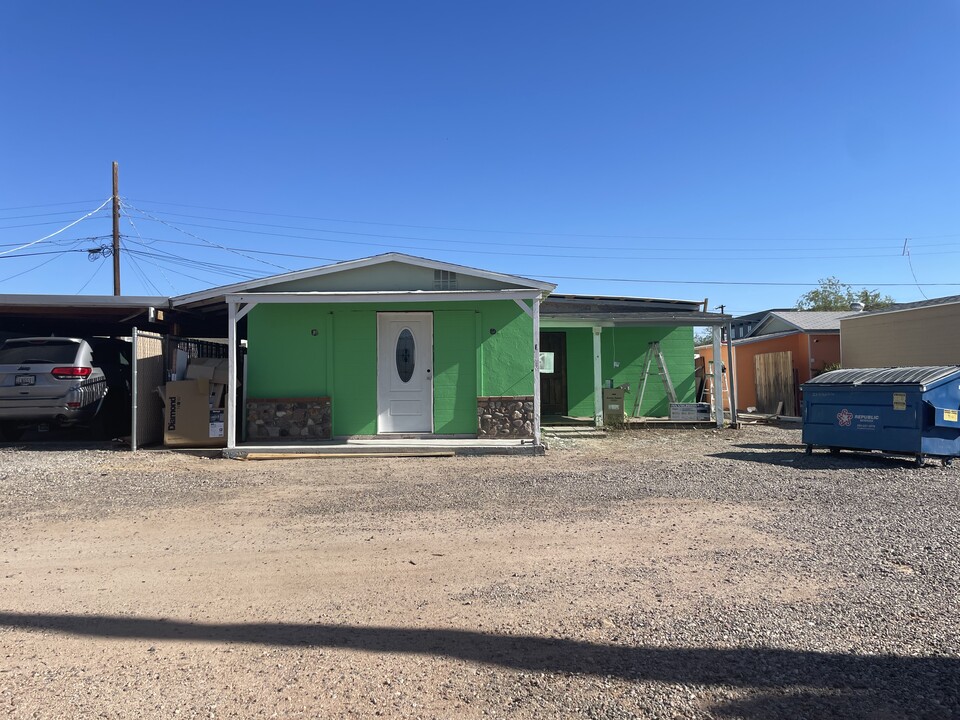 268 N Ocotillo Dr in Apache Junction, AZ - Building Photo