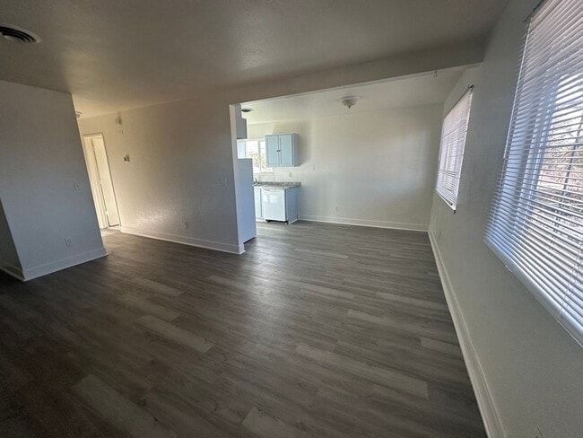 property at 1948 Country Club Ct