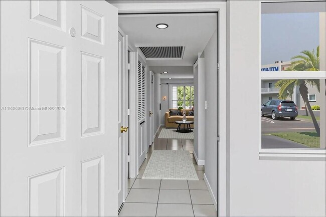 2200 Park Ln in Hollywood, FL - Building Photo - Building Photo