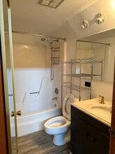 1048 Danby Rd in Ithaca, NY - Building Photo - Building Photo