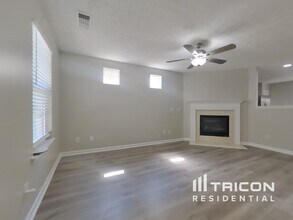 221 Osmanthus Way in Canton, GA - Building Photo - Building Photo