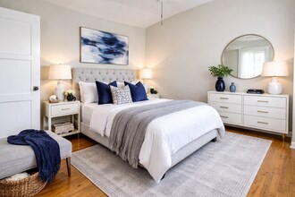 2918-2922 Pacific Ave in Long Beach, CA - Building Photo - Building Photo