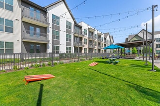 Park at Westover Hills in San Antonio, TX - Building Photo - Building Photo