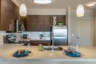 Oregon 42 in Seattle, WA - Building Photo - Building Photo