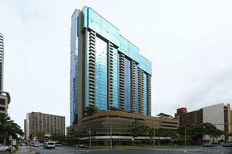 Capitol Place in Honolulu, HI - Building Photo - Building Photo