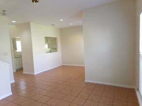 1504 Cinnamon Path in Austin, TX - Foto de edificio - Building Photo