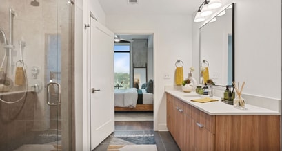700 Craighead St-Unit -504 in Nashville, TN - Building Photo - Building Photo