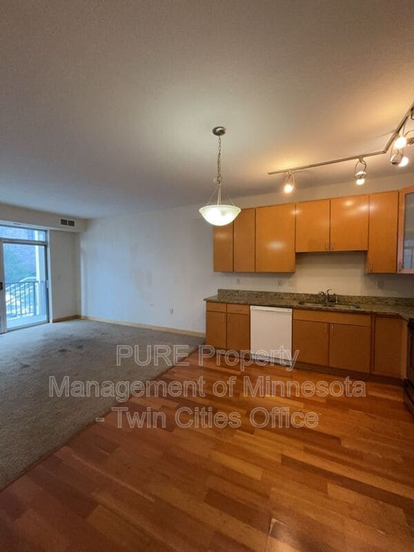 property at 2600 University Ave SE