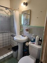 3210 NW 82nd St in Miami, FL - Building Photo - Building Photo