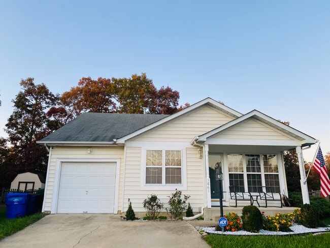 property at 3861 Shiner Ct