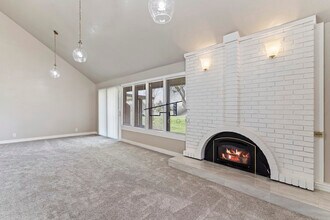 26 White Barn Dr, Unit 26 in Ogden, UT - Building Photo - Building Photo